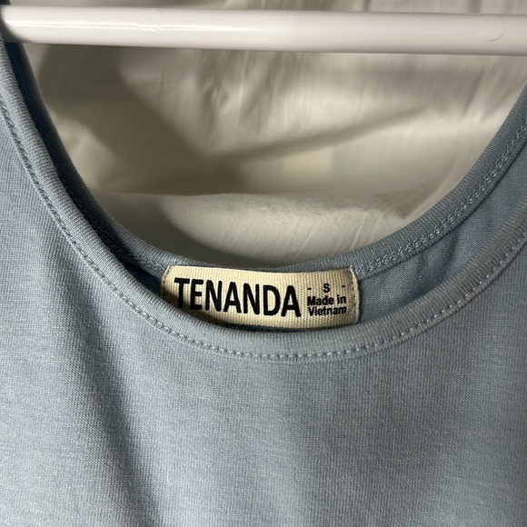 Basic Tank Top - Picture 2 of 2